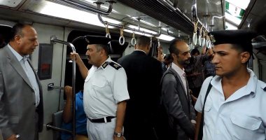 مدير شرطة النقل يتفقد محطات المترو والسكة الحديد