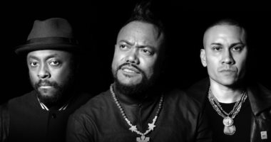 صورة الطفل السورى الغريق "إيلان كردى" تتصدر كليب Black Eyed peas الجديد