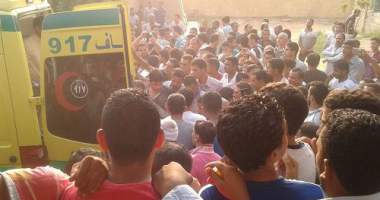 بالصور.. نقل 35 حالة من مصابى الاشتباه بتسمم فى الشرقية إلى مستشفى بلبيس