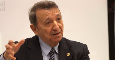 مصطفى السيد ردا على غلاء الذهب وعلاج السرطان به: الجرام هيعالج ألف مريض