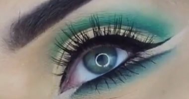 بالفيديو والصور..الأصفر والأخضر لمكياج عيون ساحر يصلح للسهرات