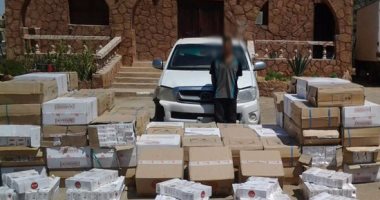 ضبط سيارة محملة بـ48 ألف علبة سجائر مهربة جمركيا فى مدينة الحمام بمطروح