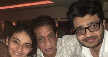 محمد السبكى ينشر صورة له على "إنستجرام" مع ابنيه عمر ورنا