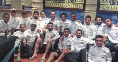 باسم مرسى ينشر صورة للمنتخب المصرى قبل ودية جنوب إفريقيا  