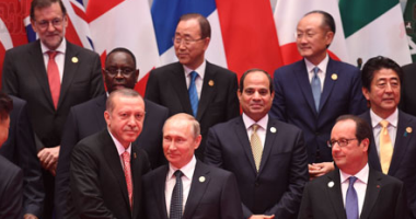 السيسي: مصر نجحت فى توصيل الطاقة لنحو 99% من شعبها