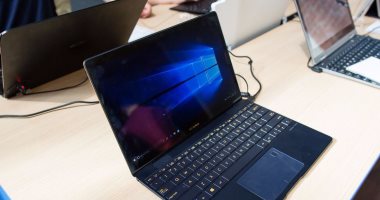 "آسوس" تطلق لاب توب جديدا نسخة طبق الأصل من جهاز أبل MacBook