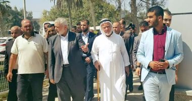 إسماعيل هنية يجتاز بوابة معبر رفح فى طريقه لأداء فريضة الحج