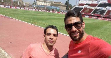 إكرامى يكشف نص رسالة أبو تريكة ونصائح كوبر على طائرة مدريد