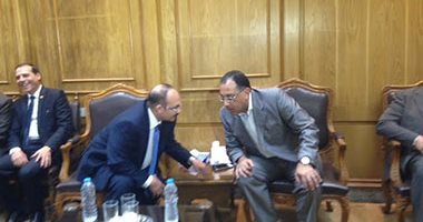 بالفيديو والصور.. محافظ القليوبية يستقبل وزير الإسكان لافتتاح عدد من المشروعات