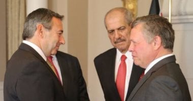 السفير المصرى فى عمان يقدم أوراق اعتماده إلى الملك عبد الله الثانى