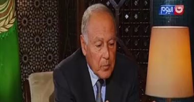 أبو الغيط: مازلنا نعمل بـ"الفاكس" داخل الجامعة العربية رغم وجود الإيميل 