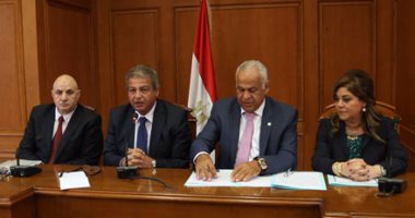 بالصور.. وزير الرياضة عن عودة الجماهير: معندناش مانع الأمن يحط جدول الدورى