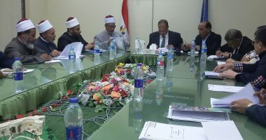وفد اللجنة العليا للمصالحات يبحث مع محافظ البحيرة سبل إنهاء النزاعات