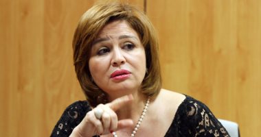 إلهام شاهين: أعود من لندن خلال الأسبوع الأول من نوفمبر