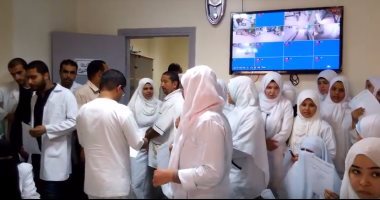 بالفيديو.. وصول محافظ الفيوم الجديد مكتبه فى أول يوم عمل