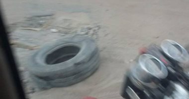 حفرة تتوسط كوبرى "غيته" فى بلبيس تعيق حركة السيارات