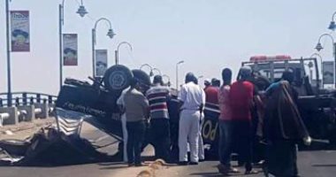 مصرع مجند وإصابة 3 بينهم ضابط شرطة فى حادث مرورى بطريق إسماعيلية الصحراوى
