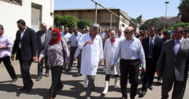 قبل يوم من العيد.. محافظ القاهرة يتفقد "المجزر الآلى"