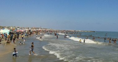 بالصور.. توافد الآلاف على المتنزهات بكفر الشيخ