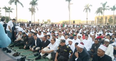 محافظ ومدير أمن الأقصر يشهدان صلاة عيد الأضحى