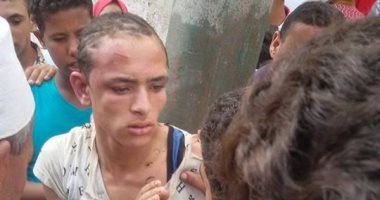 المتهم بسرقة "توك توك" كفر الشيخ يتهم 3 أشخاص بالاعتداء عليه وحلق شعر رأسه 