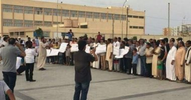 بالفيديو.. تظاهرات حاشدة فى المدن الليبية دعما للجيش الوطنى و"حفتر"