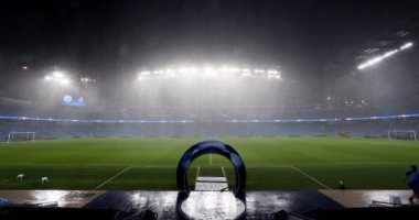 بالفيديو.. الأمطار تهدد مباراة مانشستر سيتى ومونشنجلادباخ بدورى الأبطال