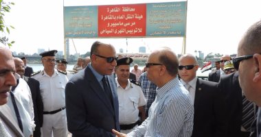 بالصور.. مدير شرطة النقل يتفقد مرسى نهرى ومحطات مترو فى ثانى أيام العيد