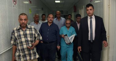 ​بالفيديو والصور.. محافظ الإسكندرية فى زيارة مفاجأة لمستشفى أبو قير العام