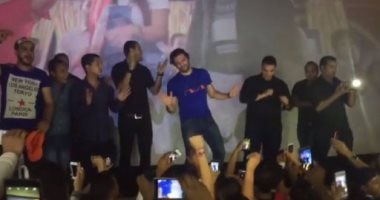 بالفيديو..حسن الرداد يرقص فى سينما مترو مع جمهور فيلمه "عشان خارجين"