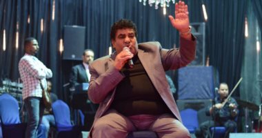 فيديو.. عدوية يغني باحتفالية المعادى: عدى المراكب ياسيسى ويؤكد: الريس حبيبى 