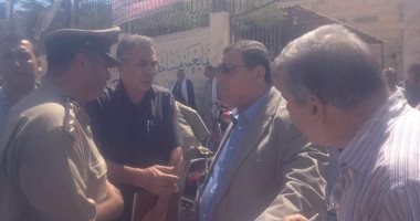 جولة ميدانية مفاجئة لمحافظ الفيوم بمركز إبشواى