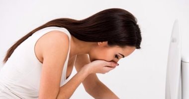 لو تعرضت لـ تسمم غذائي.. أطعمة ومشروبات تساعدك فى رحلة التعافى 