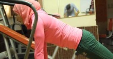 بالفيديو.. حبة رشاقة.. تمارين الجزء العلوى للجسد على جهاز "الكريزى"