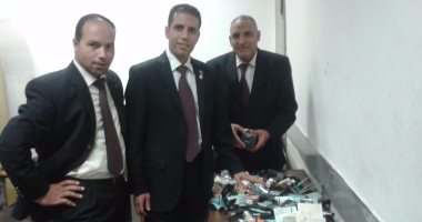 ضبط مضيف بمصر للطيران حاول تهريب مستحضرات تجميل عبر مطار القاهرة