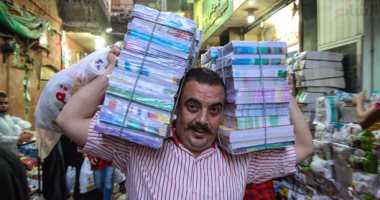 "رجعوا التلامذة".. زحام كبير على شراء الأدوات المدرسية بالفجالة "المدارس وسنينها"