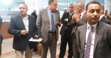 رئيس مصر للطيران يزور مطار جدة لمتابعة سير رحلات عودة الحجاج