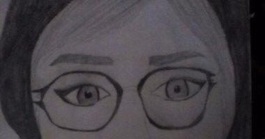 بالصور.. طالبة تشارك بلوحات فنيّة تظهر إبداعها فى فن الرسم بـ"الرصاص"