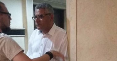 بالصور.. وصول جمال عيد وحسام بهجت لحضور جلسة الحكم فى التحفظ على أموالهما