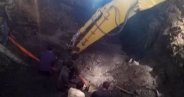شركة المياه بالشرقية:تواصل العمل لإصلاح الكسر فى الخطين الرئيسيين