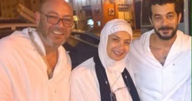 منال سلامة عقب العودة من الأراضى المقدسة: "حجيت لبابا الله يرحمه"