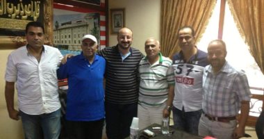  رئيس البلدية يرفض الصلح الودى بين مدربى الناشئين بعد "الخناقة" 