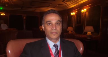 العرق الغزير وألم الصدر وسرعة ضربات القلب أبرز أعراض ضيق الشرايين