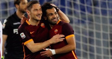 قميص توتى ودى روسى وحذاء يانجولان مطالب لاعبى المنتخب من صلاح
