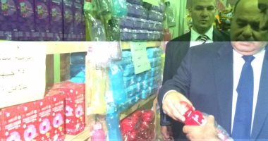 محافظ الدقهلية يفتتح منفذا مخفضا لبيع الأدوات المدرسية
