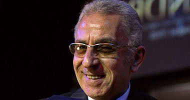 المخرج على عبد الخالق: ألم السرطان شديد.. مش بعرف أنام
