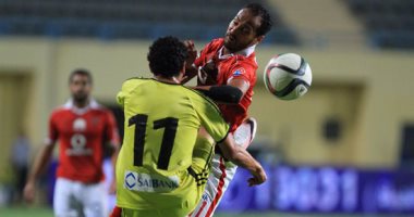 محمد نجيب يتقدم للأهلى على المقاولون العرب فى الدقيقة 18