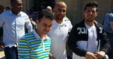 بالصور .. الزمالك يؤدى صلاة الجمعة فى مسجد حسان بالرباط