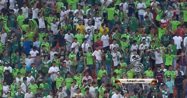 بالفيديو والصور .. أجواء خيالية بملعب الجوهرة قبل ديربى جدة 