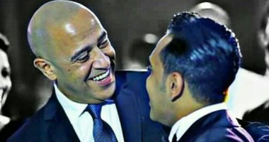 "أوس أوس" ينشر صورة له بصحبة الفنان أشرف عبد الباقى: "ربنا يخليك ليا"